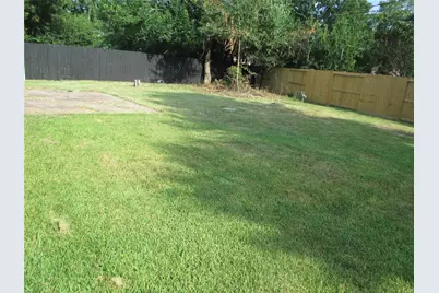 500 Harold Lane, Baytown, TX 77521 - Photo 32