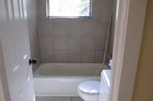 500 Harold Ln, Baytown, TX 77521 - Photo 38