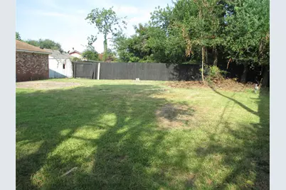 500 Harold Lane, Baytown, TX 77521 - Photo 20
