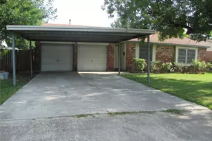 500 Harold Ln, Baytown, TX 77521 - Photo 1