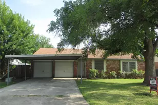 500 Harold Ln, Baytown, TX 77521 - Photo 18