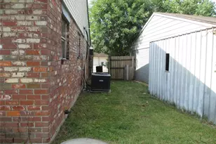 500 Harold Ln, Baytown, TX 77521 - Photo 16