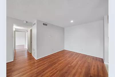 6633 W Airport Boulevard #1106, Houston, TX 77035 - Photo 10