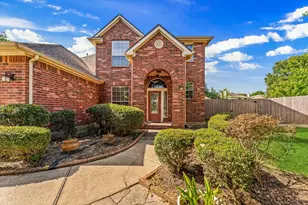 21861 Maidens Crossing Dr, Kingwood, TX 77339 - Photo 2
