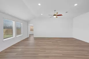 1226 Sacred Light Ln, La Marque, TX 77568 - Photo 18