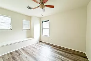 9507 Narnia Springs Ct, Houston, TX 77075 - Photo 22