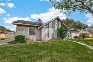 8410 Twin Hills Dr, Houston, TX 77071 - Photo 2