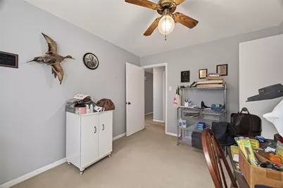 8410 Twin Hills Drive, Houston, TX 77071 - Photo 30