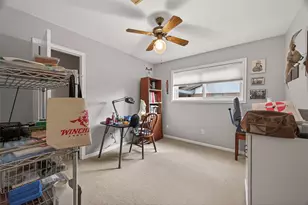 8410 Twin Hills Dr, Houston, TX 77071 - Photo 28