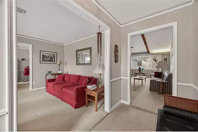 8410 Twin Hills Drive, Houston, TX 77071 - Photo 4