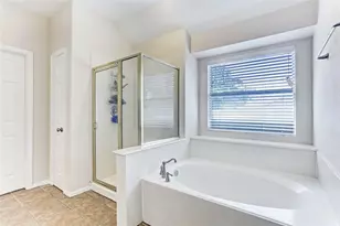8607 Saratoga Dr, Sugar Land, TX 77479 - Photo 20