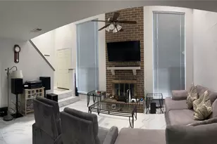 13798 Hollowgreen Dr, Houston, TX 77082 - Photo 18