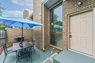 13798 Hollowgreen Dr, Houston, TX 77082 - Photo 1