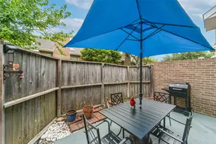 13798 Hollowgreen Dr, Houston, TX 77082 - Photo 24