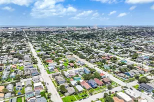 3228 Ave R 1/2, Galveston, TX 77550 - Photo 40