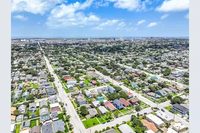 3228 Avenue R 1/2, Galveston, TX 77550 - Photo 42