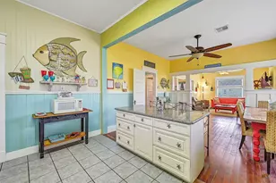 3228 Ave R 1/2, Galveston, TX 77550 - Photo 16