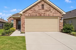 310 Hbr Bnd Ct, Willis, TX 77378 - Photo 1