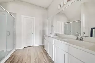 310 Hbr Bnd Ct, Willis, TX 77378 - Photo 12