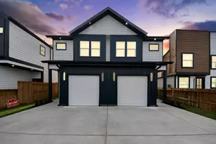 8601 Amadwe St, Houston, TX 77051 - Photo 2