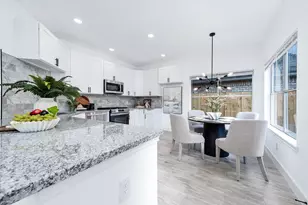 13547 Pasa Robles Ln, Houston, TX 77083 - Photo 12