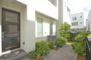 2713 Clay St, Houston, TX 77003 - Photo 6