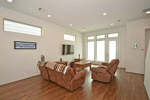 2713 Clay St, Houston, TX 77003 - Photo 10