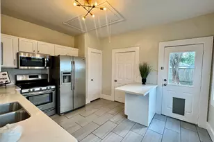2009 Singleton St, Houston, TX 77008 - Photo 12