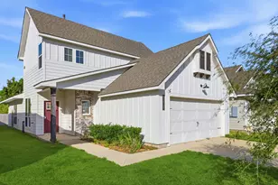 115 Austin Rd, Angleton, TX 77515 - Photo 2