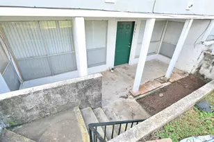 781 Country Pl Dr, Houston, TX 77079 - Photo 4