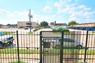 781 Country Pl Dr, Houston, TX 77079 - Photo 30