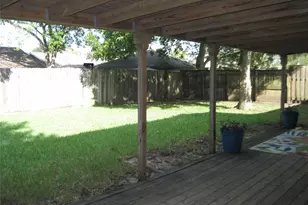 16811 Stardale Ln, Friendswood, TX 77546 - Photo 14