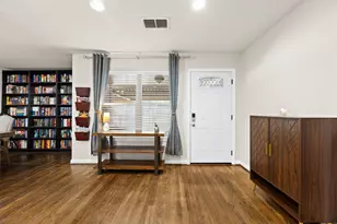 5005 W 43rd St, Houston, TX 77092 - Photo 4