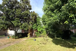 8603 Braes River Dr, Houston, TX 77074 - Photo 2