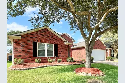 1307 Surecrop Lane, Pasadena, TX 77504 - Photo 2