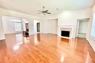1307 Surecrop Ln, Pasadena, TX 77504 - Photo 8