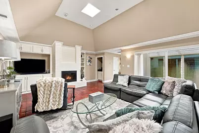 419 E Fair Harbor Lane, Houston, TX 77079 - Photo 12