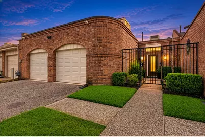 419 E Fair Harbor Lane, Houston, TX 77079 - Photo 4