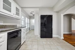 409 Pecore St, Houston, TX 77009 - Photo 12