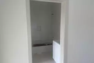 4009 Buffalo Moon Dr, Houston, TX 77045 - Photo 2