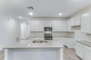 14423 Sunny Bnd Wy, Conroe, TX 77303 - Photo 2