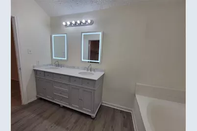 2034 Village Park Drive, Missouri City, TX 77489 - Photo 20