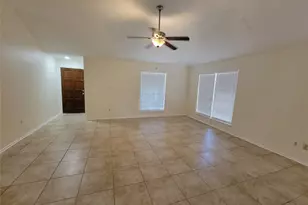 2034 Village Park Dr, Missouri City, TX 77489 - Photo 4