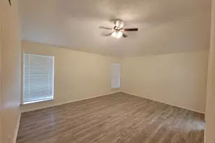 2034 Village Park Dr, Missouri City, TX 77489 - Photo 8