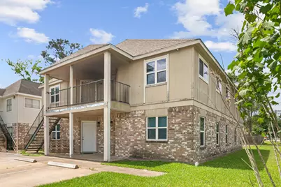 700 Lyle West Avenue, Cleveland, TX 77327 - Photo 1