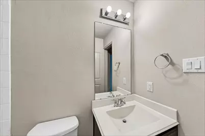 2201 Jefferson Crossing Drive, Conroe, TX 77304 - Photo 14