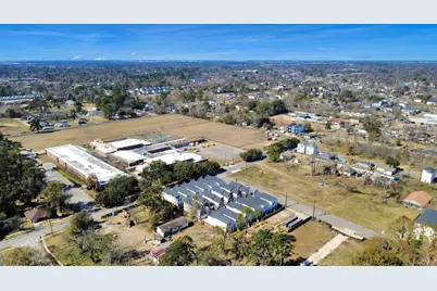 881 Rachel Street #A, Houston, TX 77091 - Photo 2