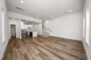 881 Rachel St, Houston, TX 77091 - Photo 6