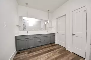 881 Rachel St, Houston, TX 77091 - Photo 32