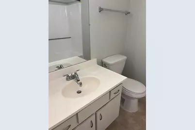 7064 Greenway Chase Street, Houston, TX 77072 - Photo 22